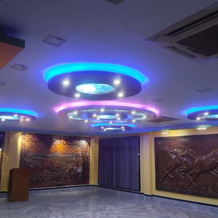 Whispering Woods Inn Bolpur Exterior foto