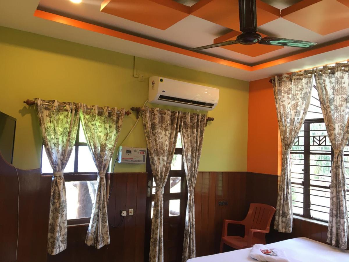 Whispering Woods Inn Bolpur Exterior foto