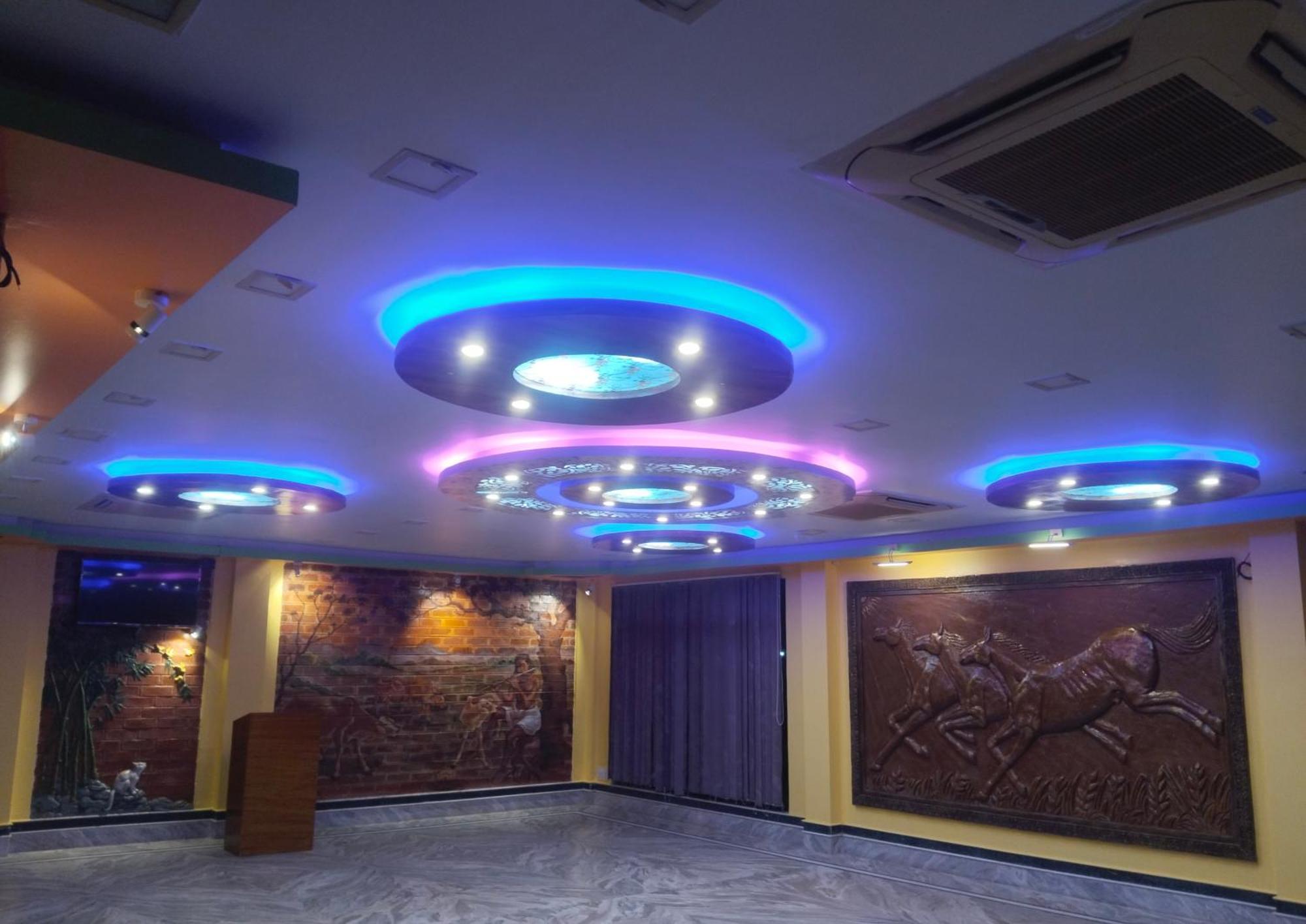 Whispering Woods Inn Bolpur Exterior foto