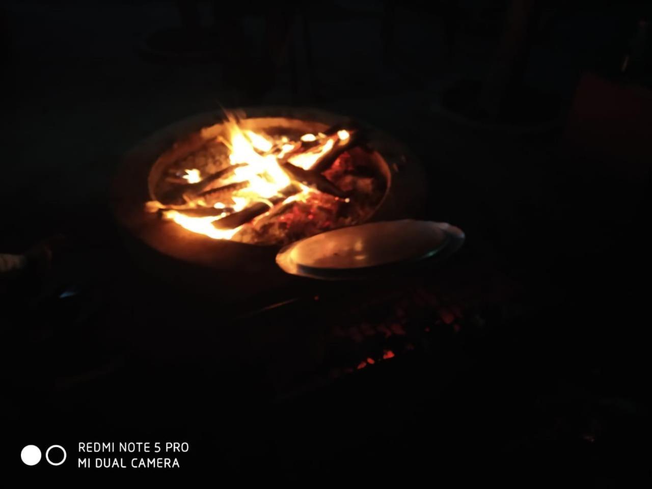 Whispering Woods Inn Bolpur Exterior foto
